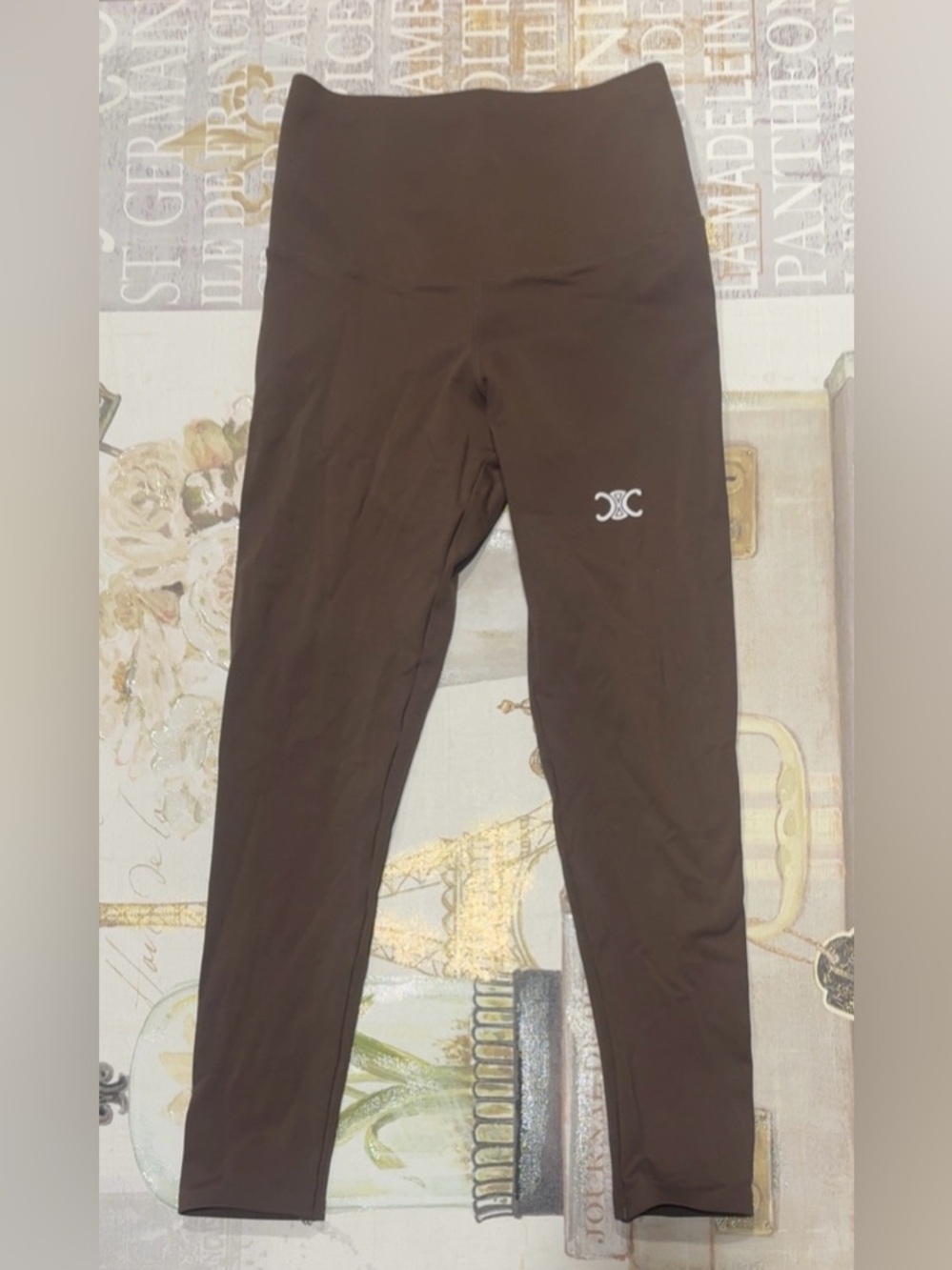 Brown Leggings Size XS 
Length 21" 
Waist 12"